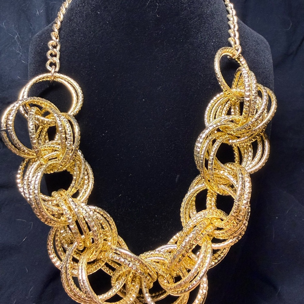 NY Collection Gold-Tone Statement Necklace
